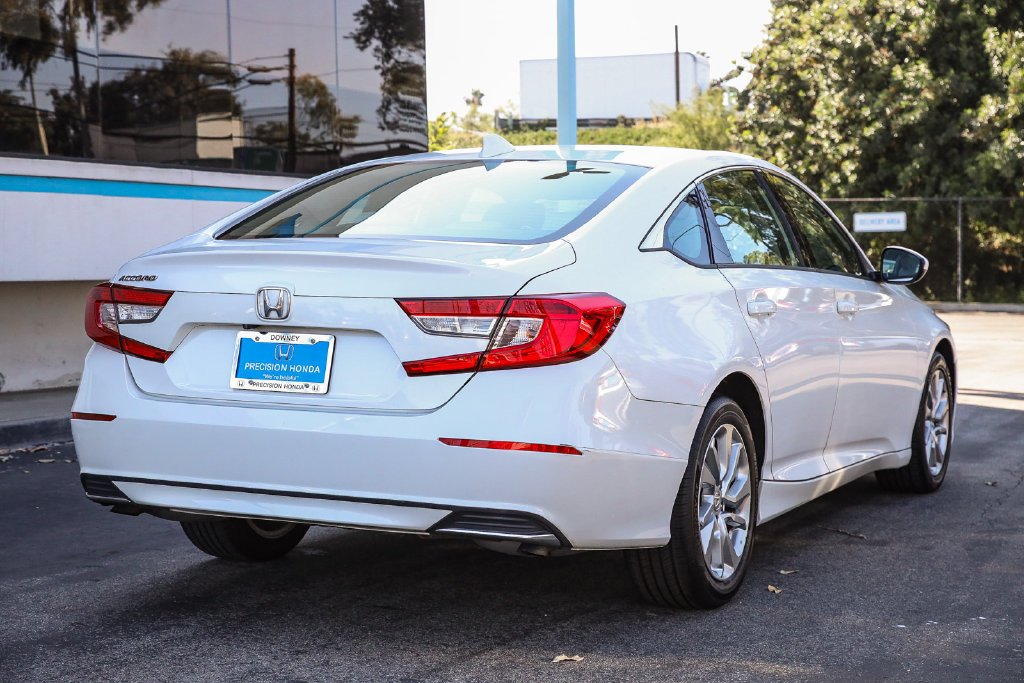 Used 2020 Platinum White Pearl Honda LX image 11