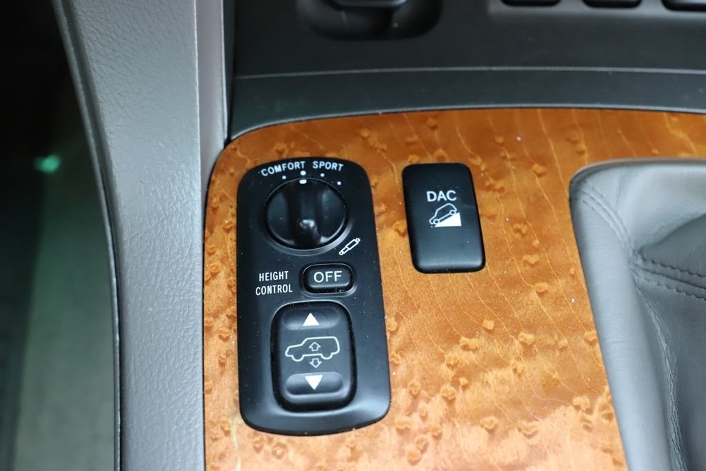 Used 2004 Blizzard Pearl Lexus 470 image 20