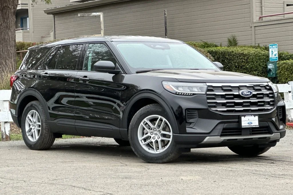 New 2026 Black Metallic Ford Active 100A image 2