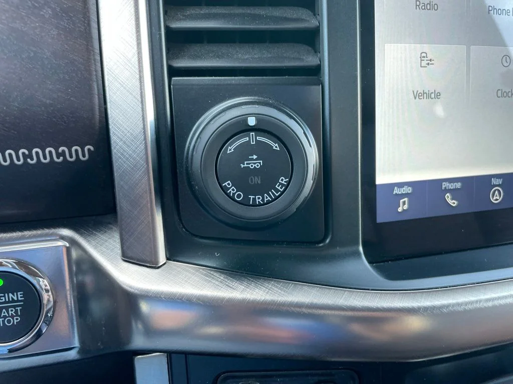Used 2023 Antimatter Blue Metallic Ford King Ranch image 11