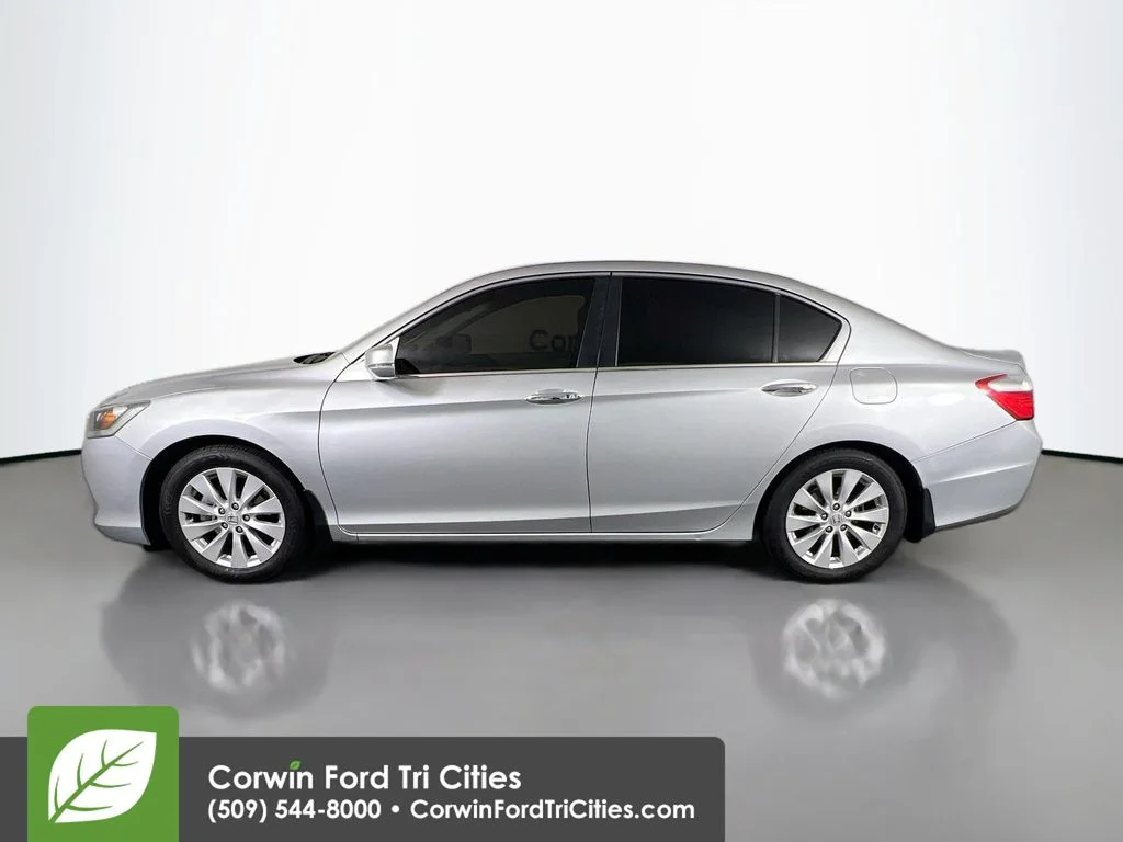 Used 2013  Honda EX image 6