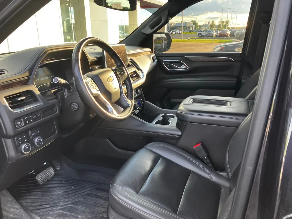 Used 2022 Gray Chevrolet LT image 2