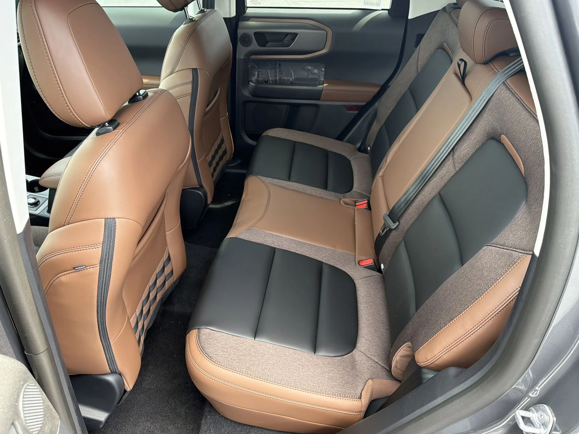 New 2026 Carbonized Gray Metallic Ford Outer Banks® image 25