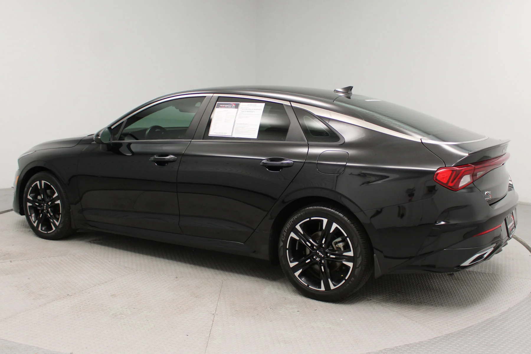 Used 2022 Ebony Black Kia GT-Line Auto FWD image 34