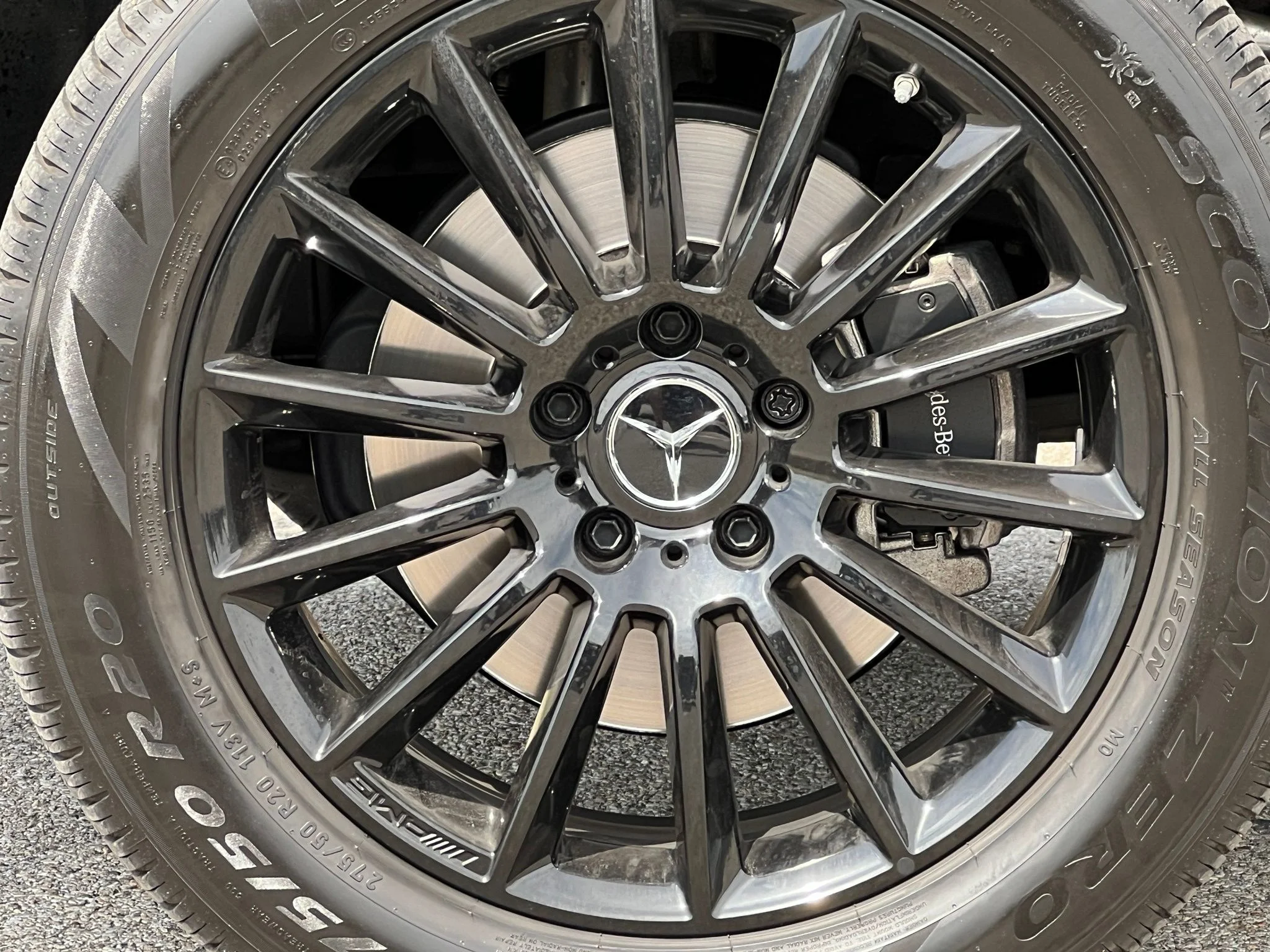 Used 2023  Mercedes-Benz G 550 image 19