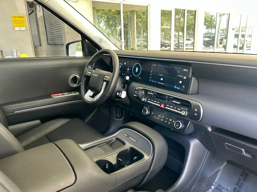 Used 2026 Green Hyundai SEL image 24