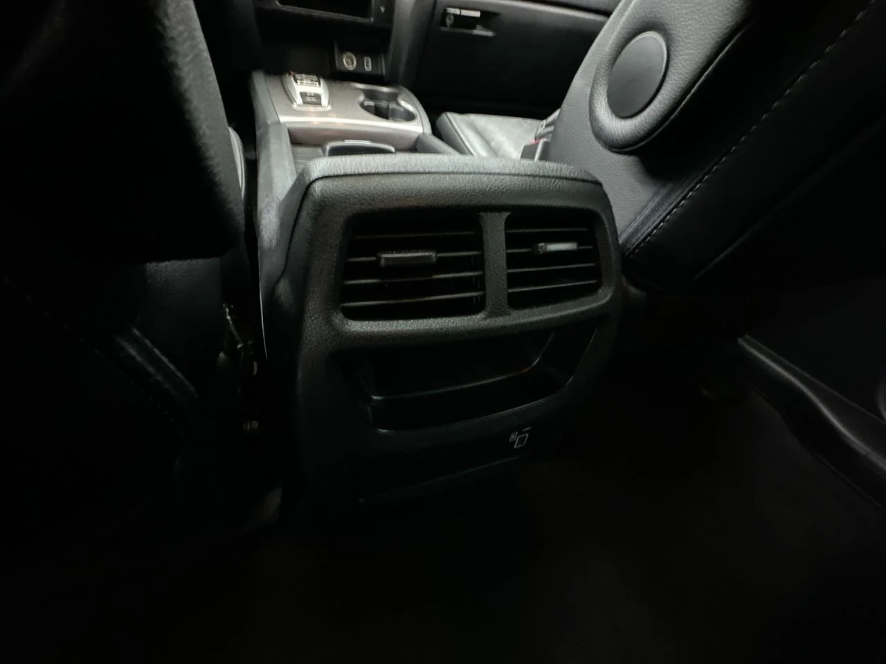 Used 2021 White Honda EX-L image 19