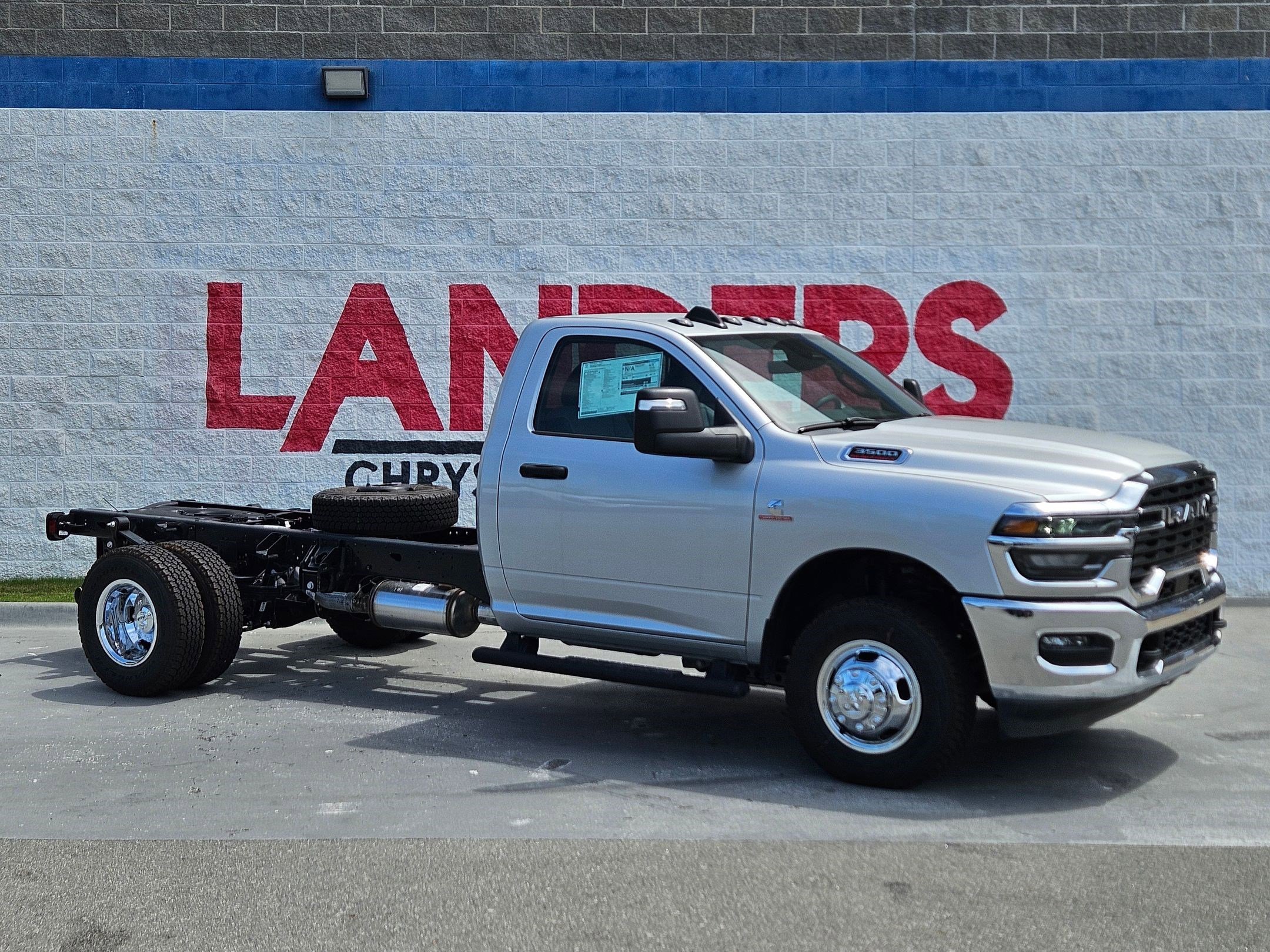2026 RAM 3500 Tradesman 4X4 Regular Cab LWB DRW's photo