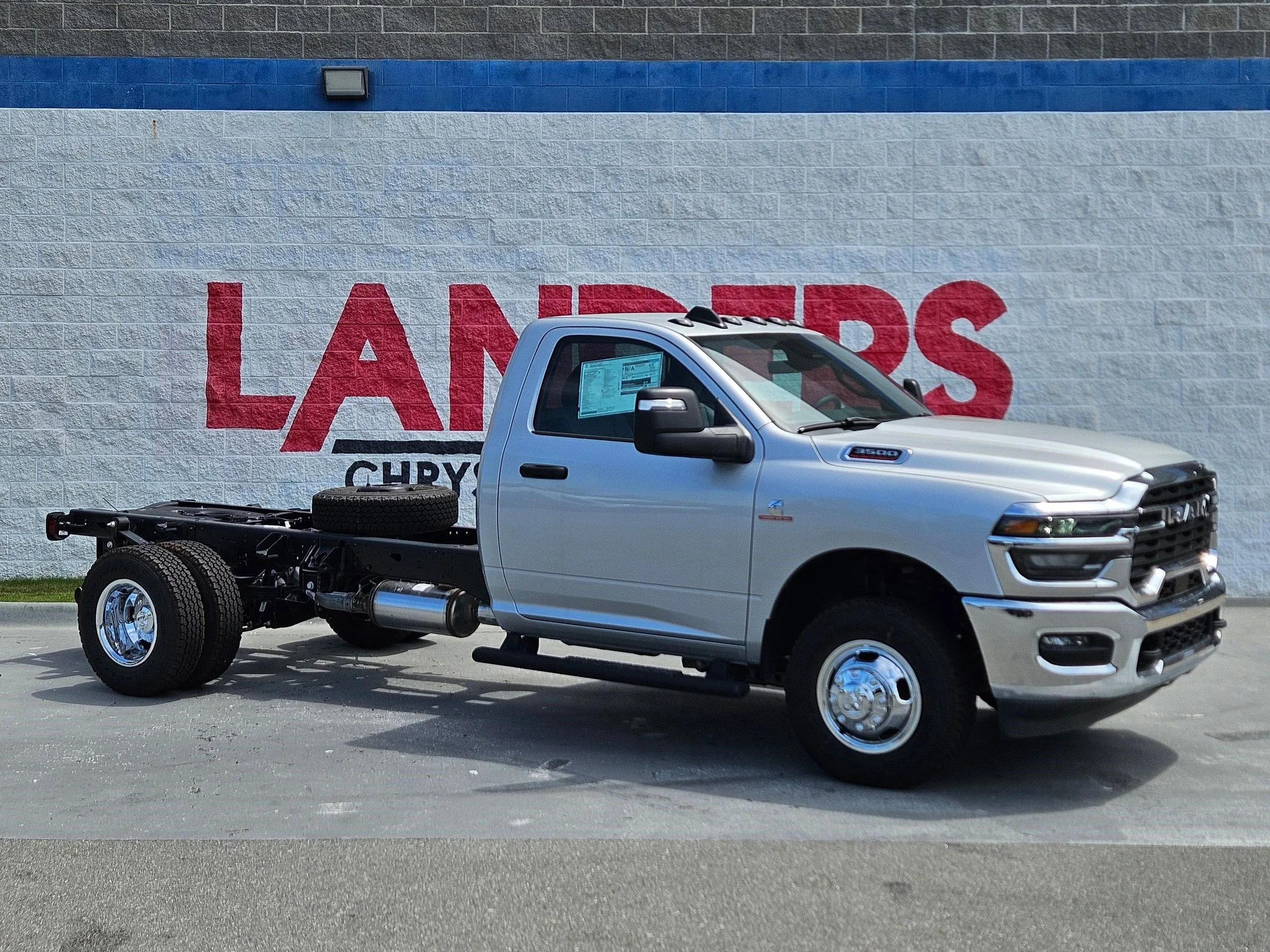 2026 RAM 3500 Tradesman 4X4 Regular Cab LWB DRW's photo
