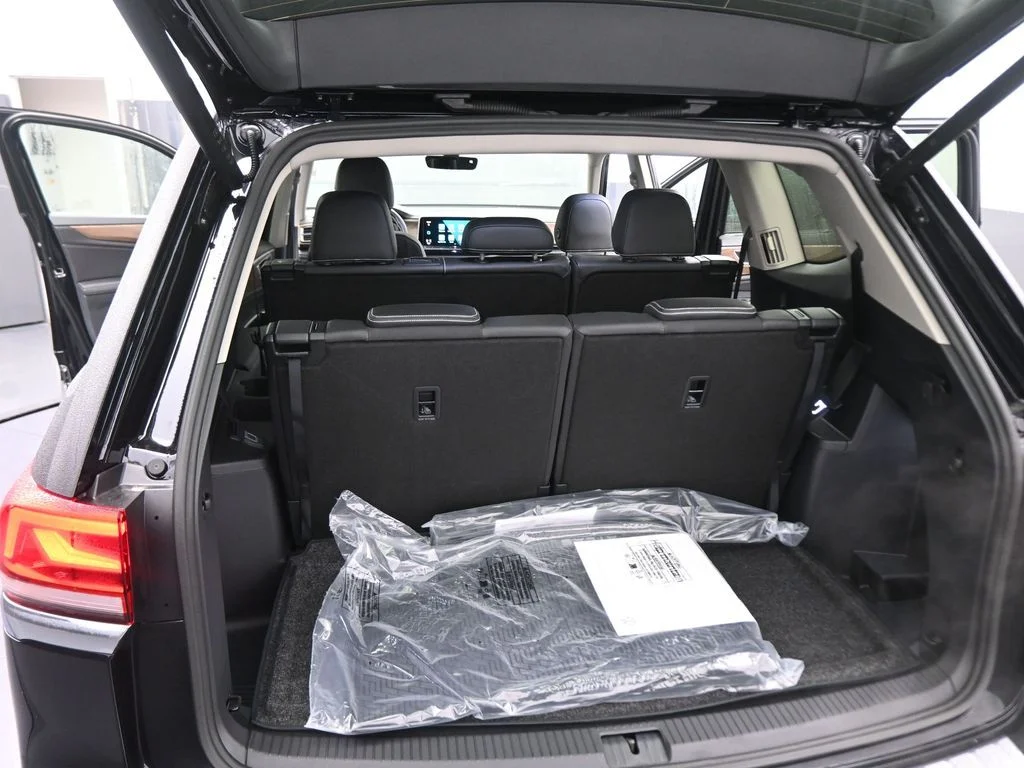2026 Volkswagen Atlas SE w/Tech - Photo 41