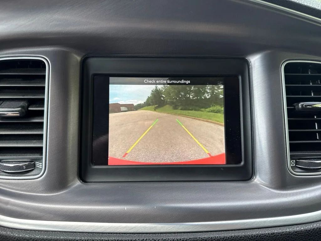 Used 2020 Orange Dodge SXT image 17