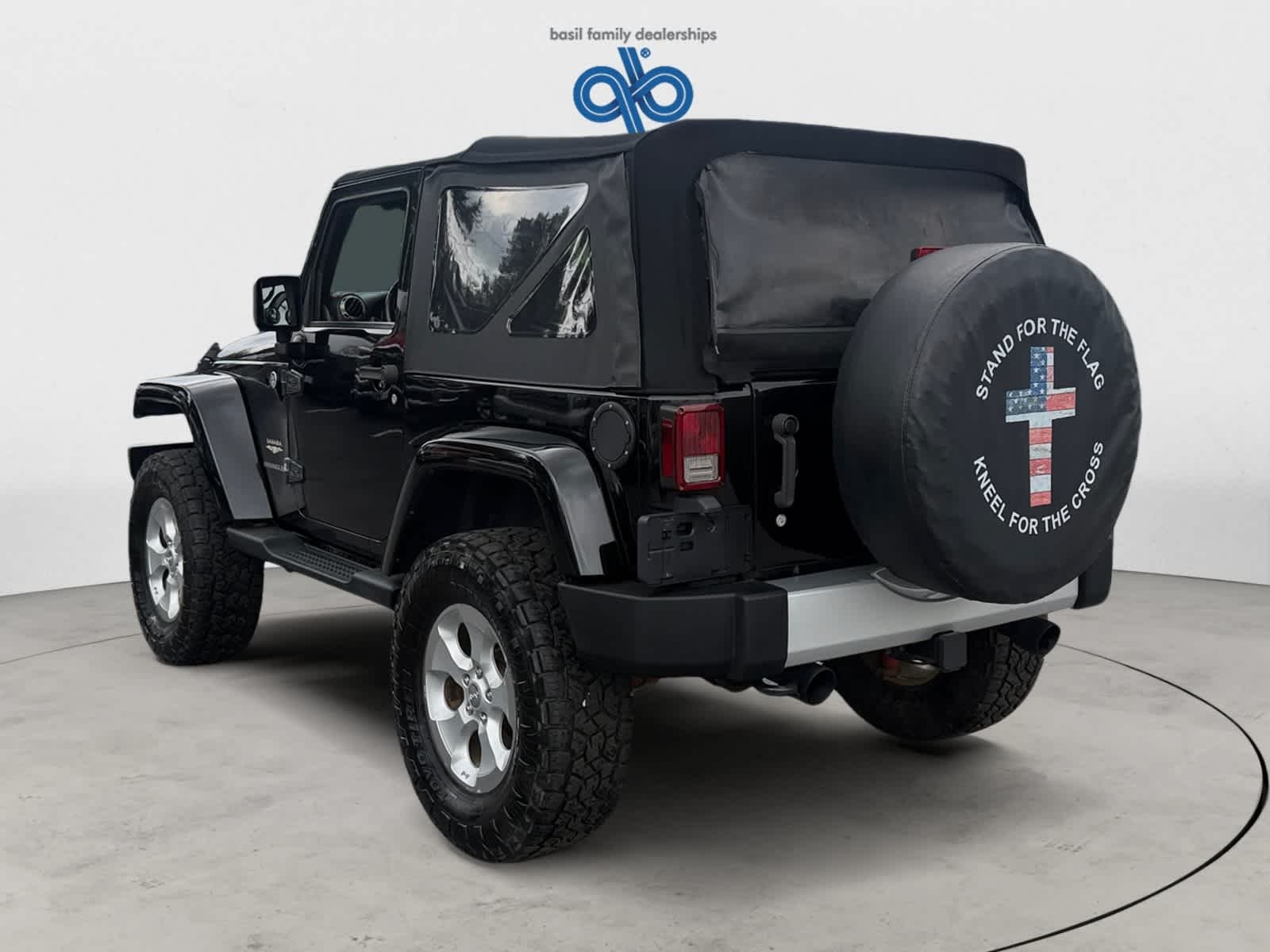 Used 2015 Black Clearcoat Jeep Sahara image 4
