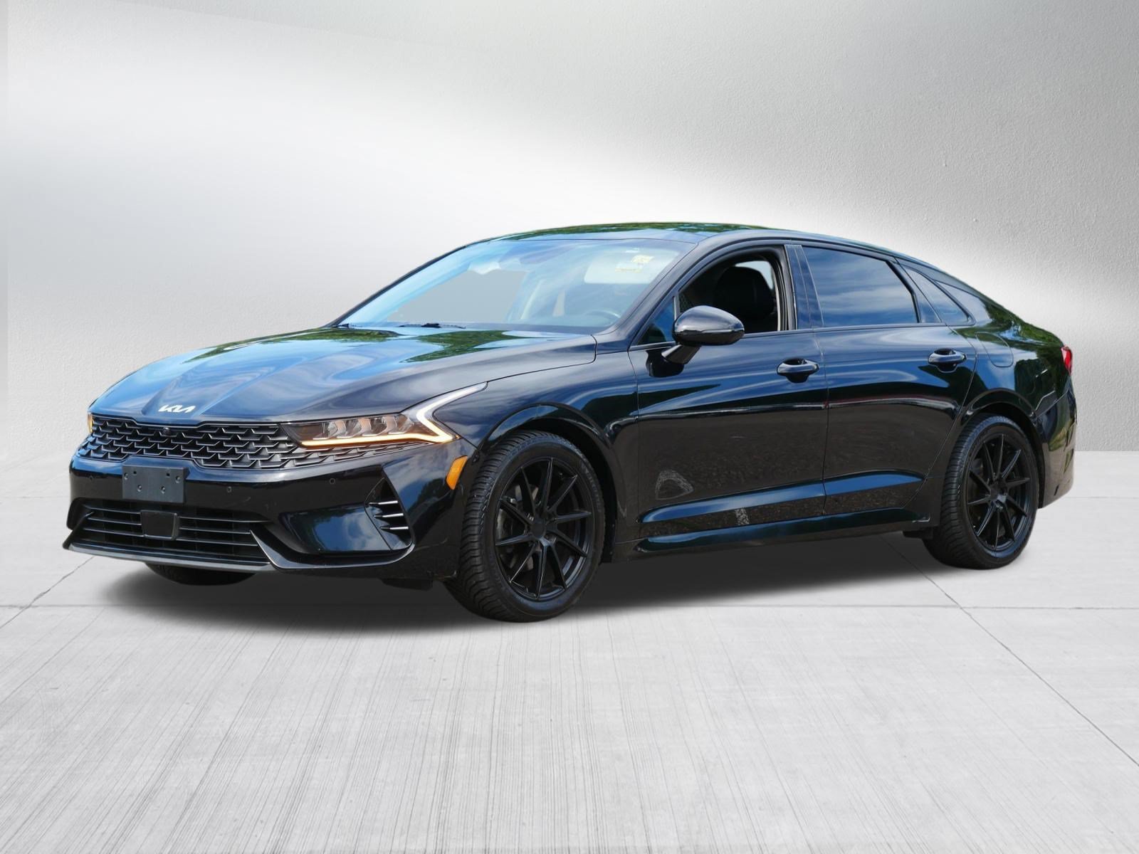 Used 2023 Ebony Black Kia EX image 3