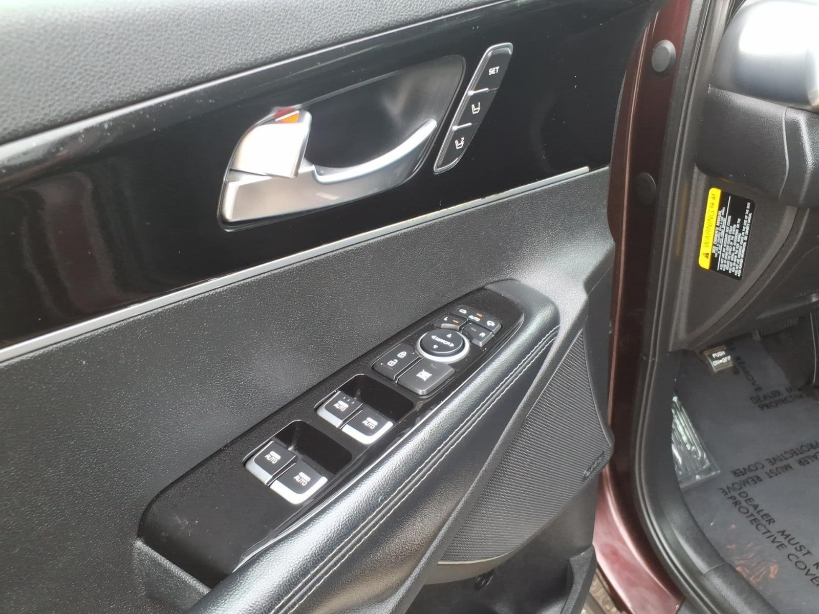 Used 2016 Dark Cherry Kia SX image 12