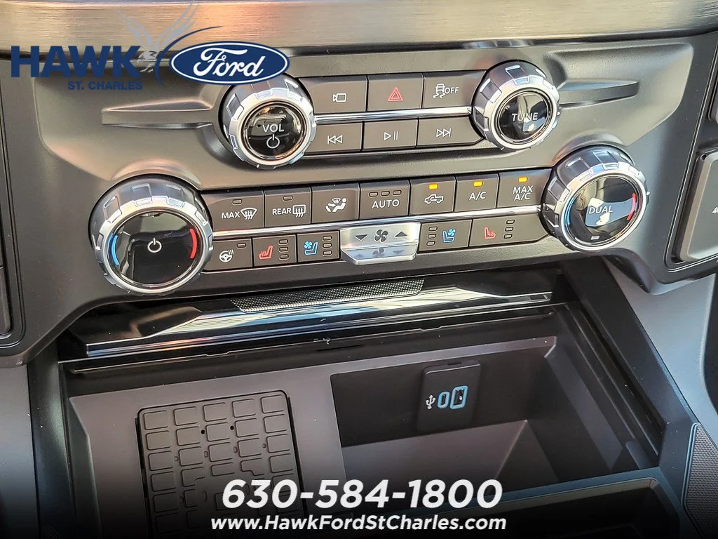New 2026 Agate Black Metallic Ford F-250® Lariat® image 15