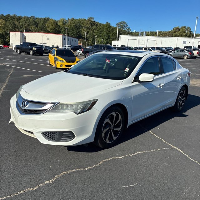 Used 2017 White Acura Premium Package image 4