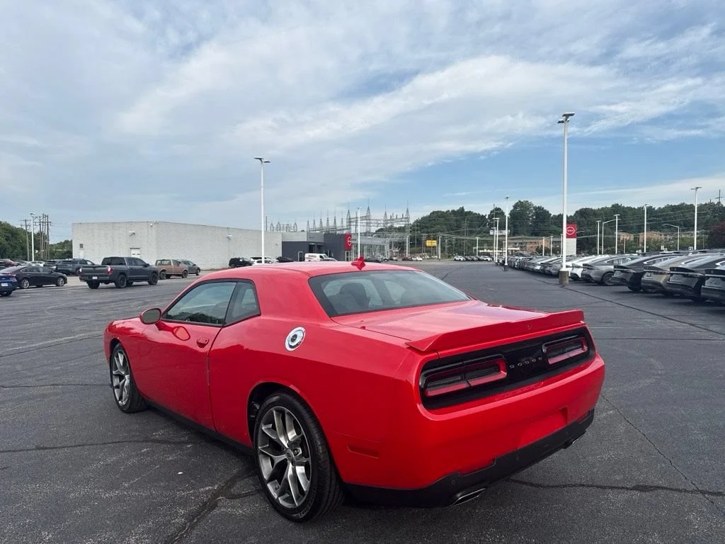 Used 2022 Torred Clearcoat Dodge GT image 6