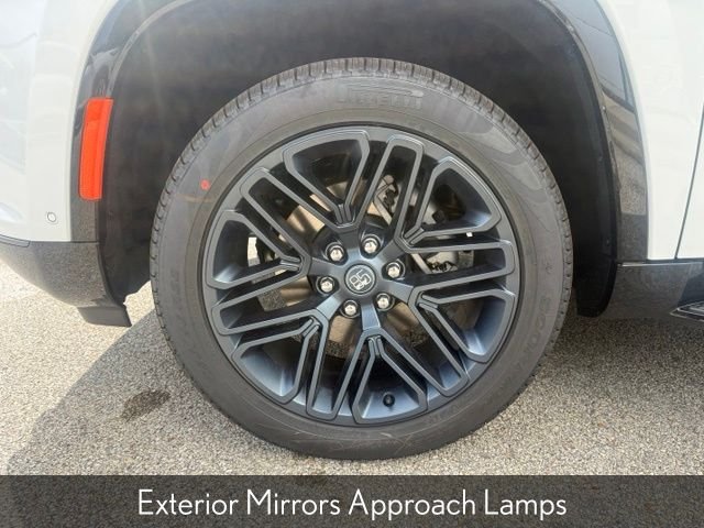 New 2026 Bright White Clear-Coat Exterior Paint Jeep 85th Anniversary Edition image 11