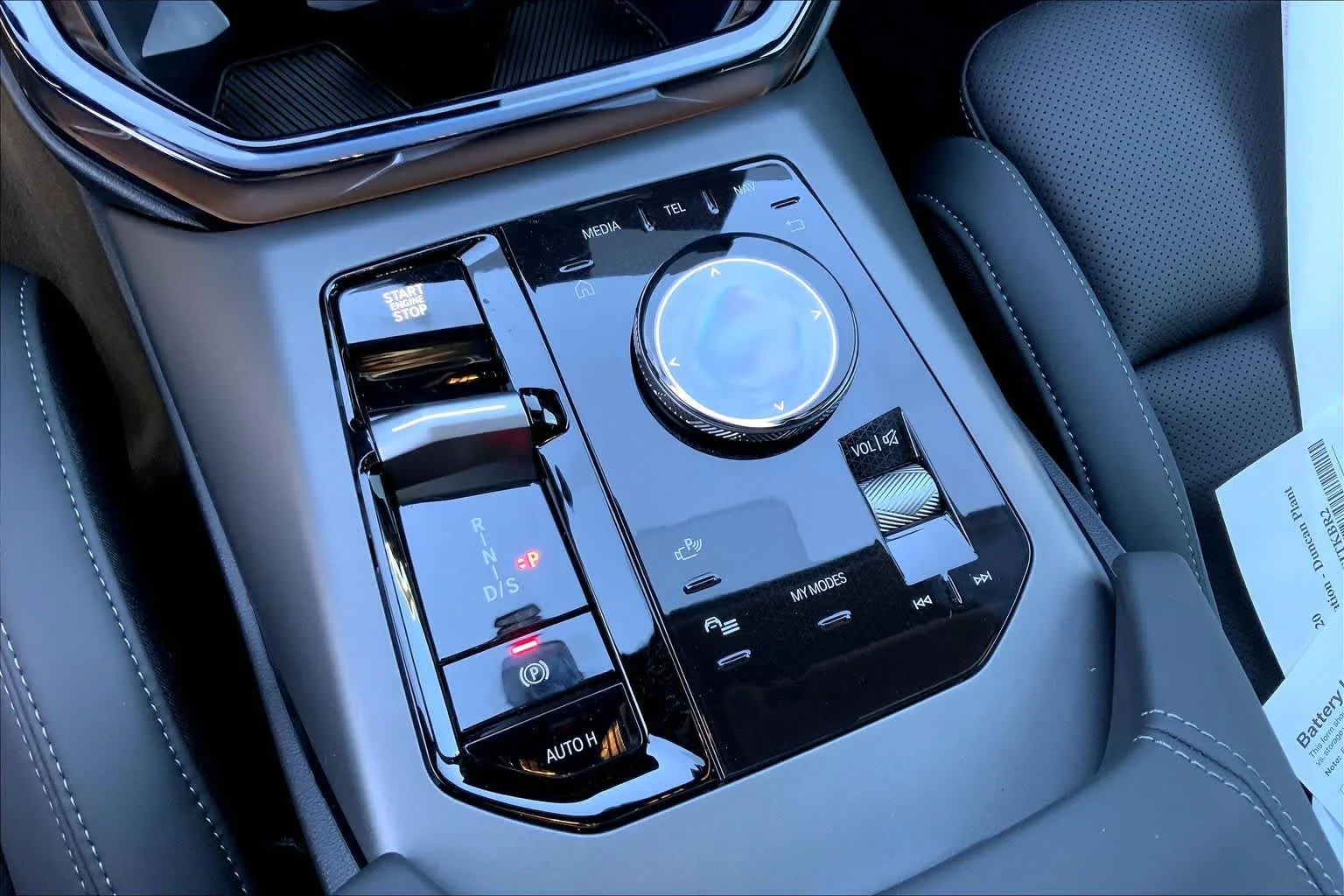 New 2026 Skyscraper Grey Metallic BMW 30 xDrive image 18