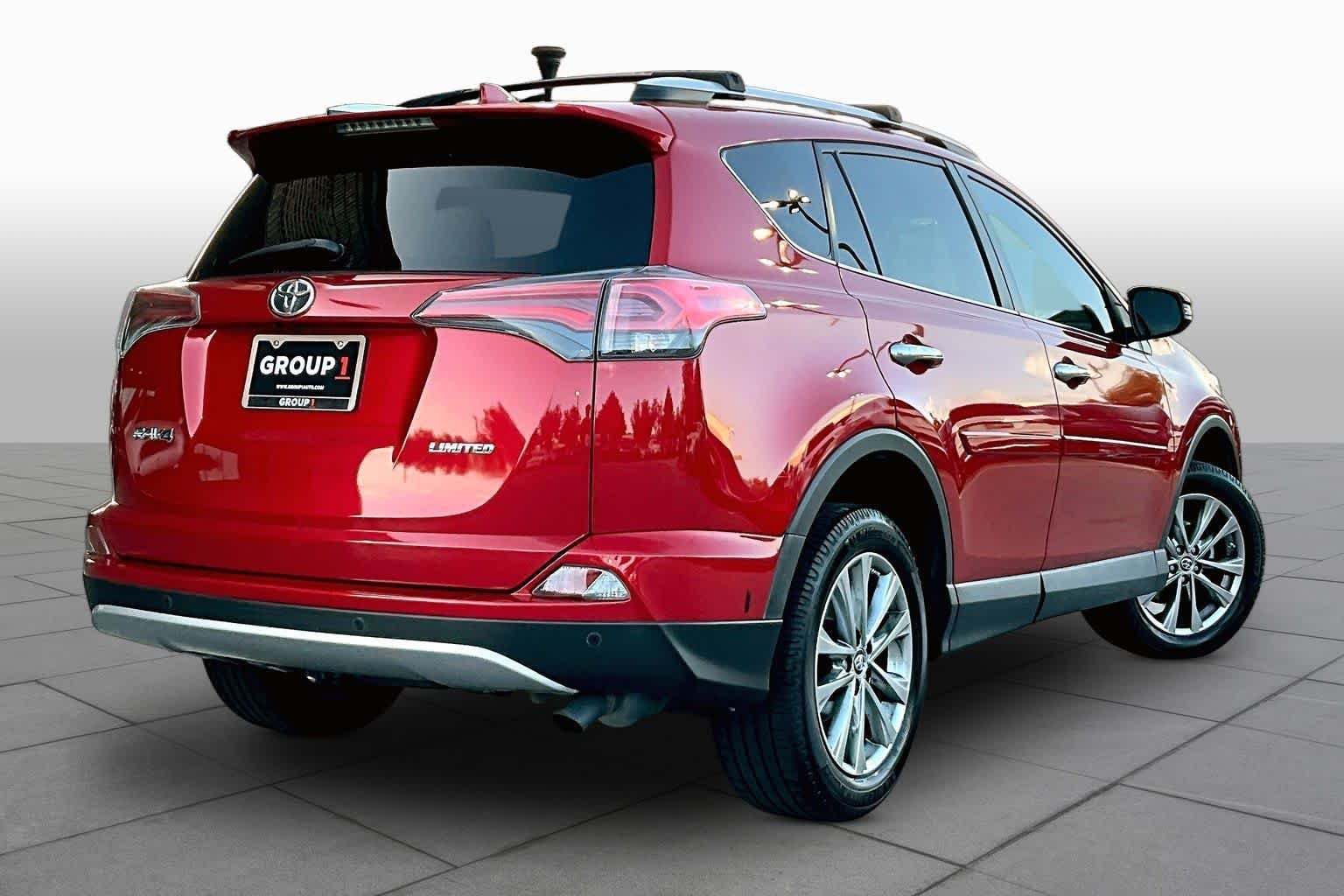 Used 2016 Barcelona Red Metallic Toyota Limited image 13