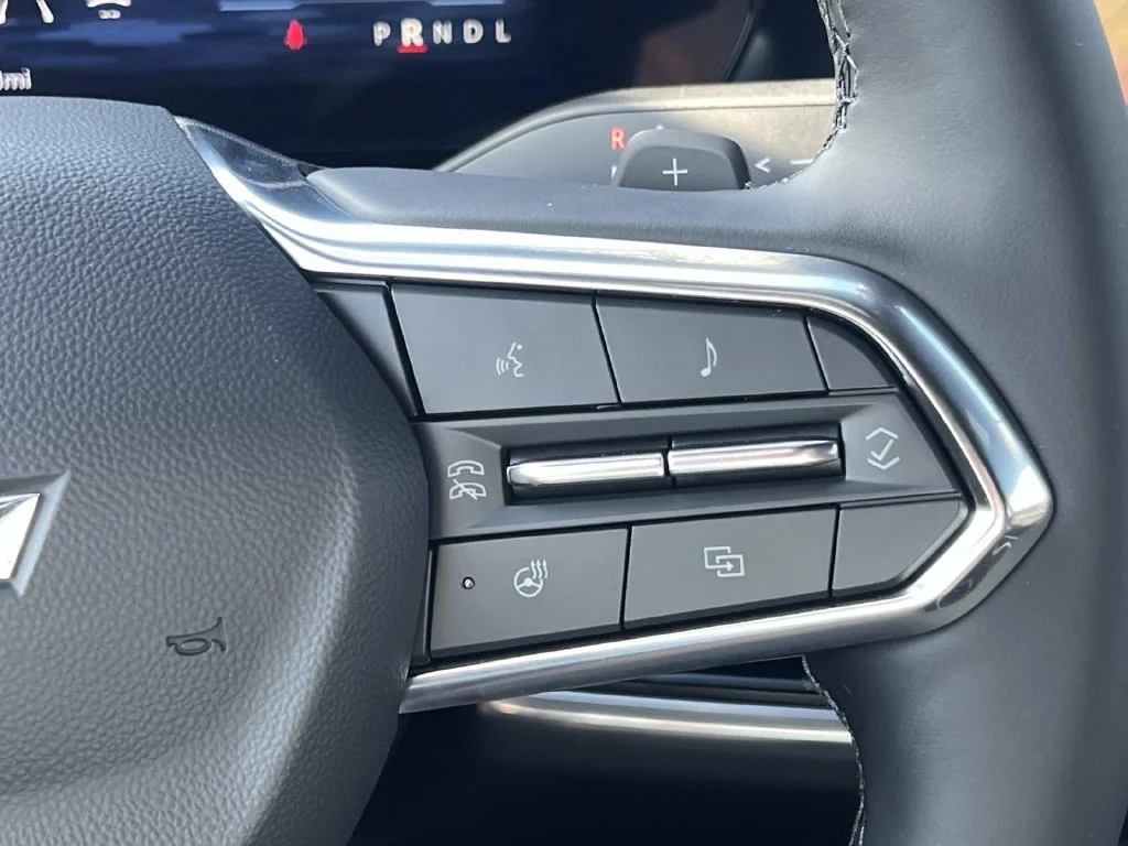 2027 Chevrolet Equinox LT - Photo 20
