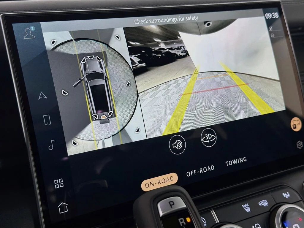 New 2026 Borasco Grey Land Rover X-Dynamic SE image 14