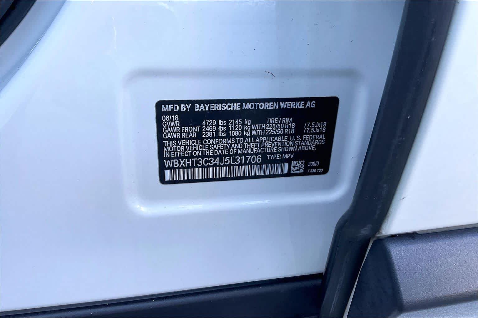 Used 2018 Alpine White BMW xDrive28i image 33