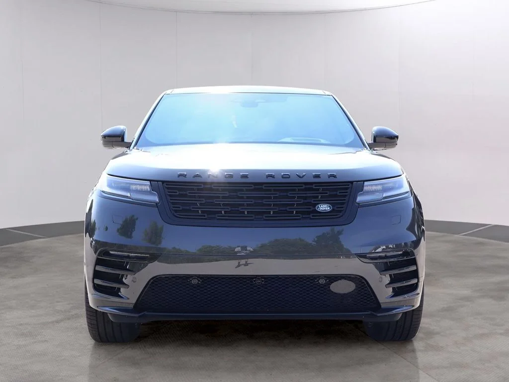 Used 2026 Carpathian Gray Premium Metallic Land Rover Autobiography image 2