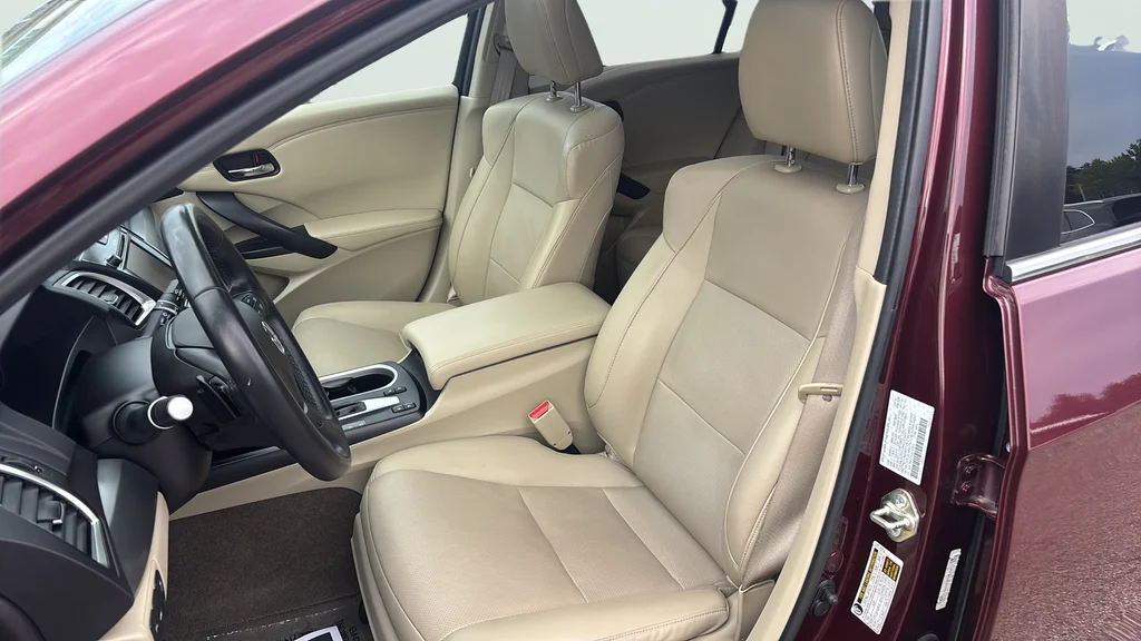 Used 2016  Acura Base image 19