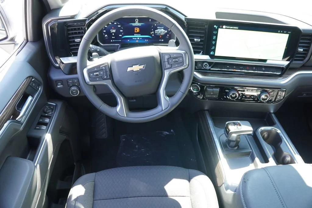 New 2026 Summit White Chevrolet LT image 13