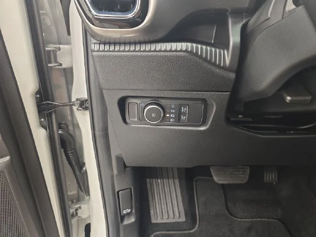 New 2026 Avalanche Ford XLT image 35