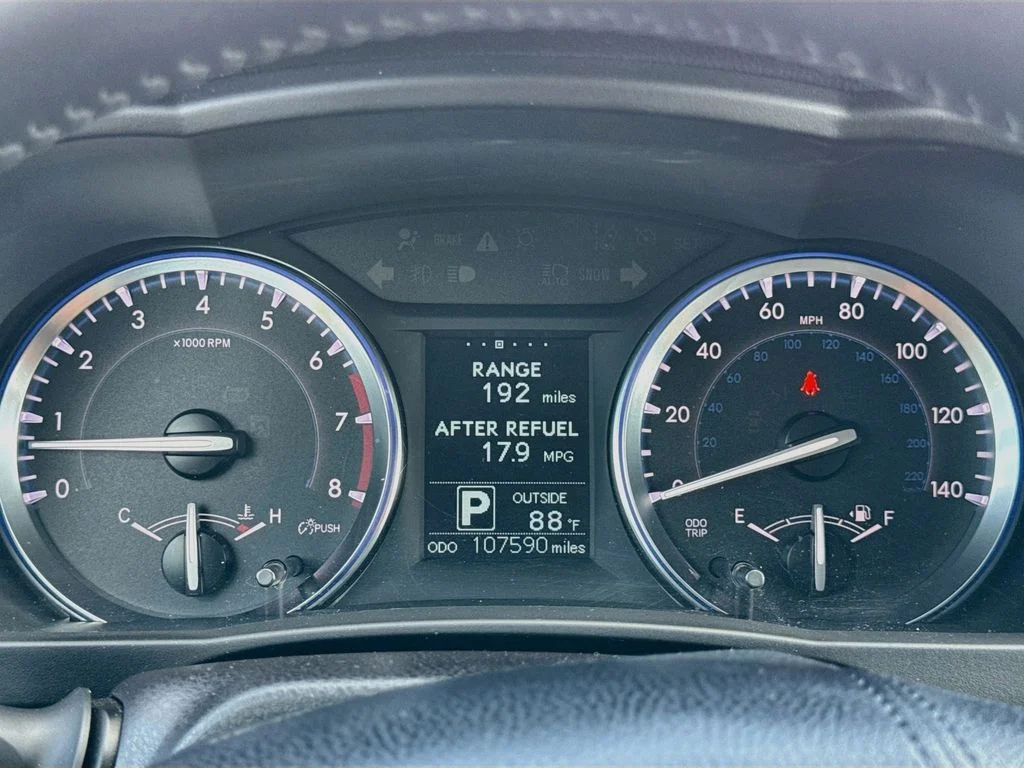 Used 2015 Gray Toyota LE Plus V6 image 14