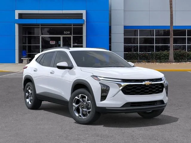 2026 Chevrolet Trax LT - Photo 7