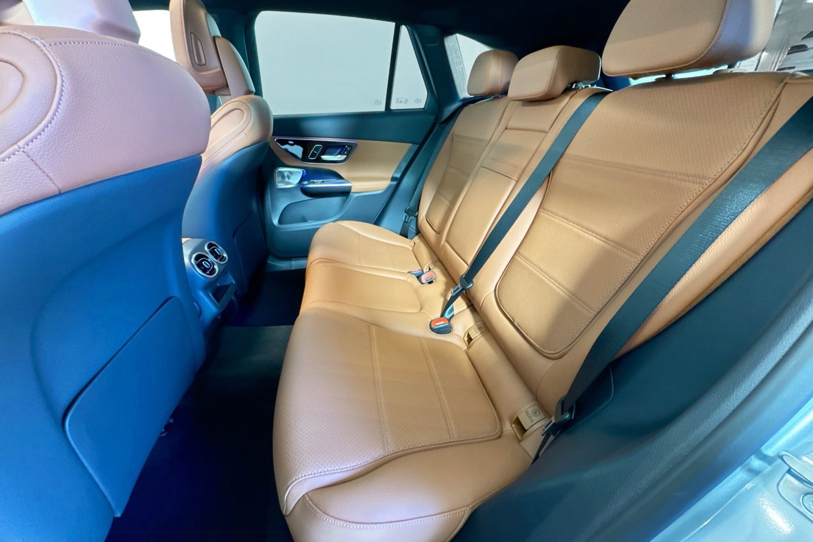 New 2026 Cirrus Silver Metallic Mercedes-Benz GLC 300 image 22