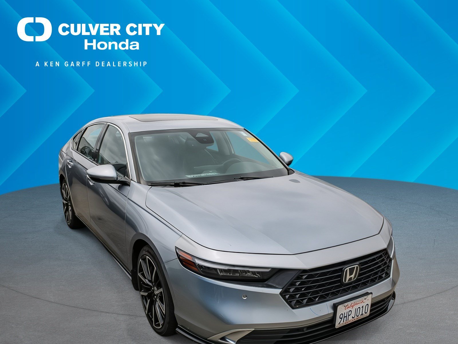 2023 Honda Accord Hybrid Touring's photo
