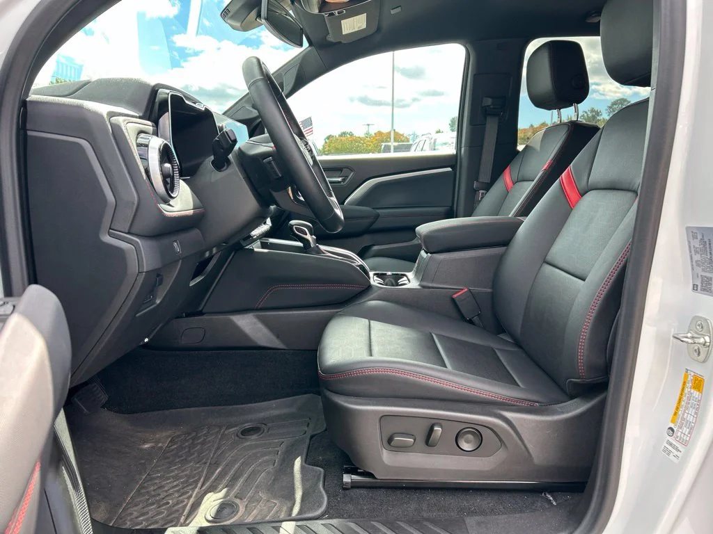 Used 2024 White Chevrolet Z71 image 15