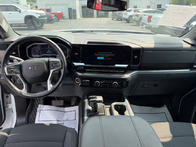 Used 2024 Summit White Chevrolet RST image 12