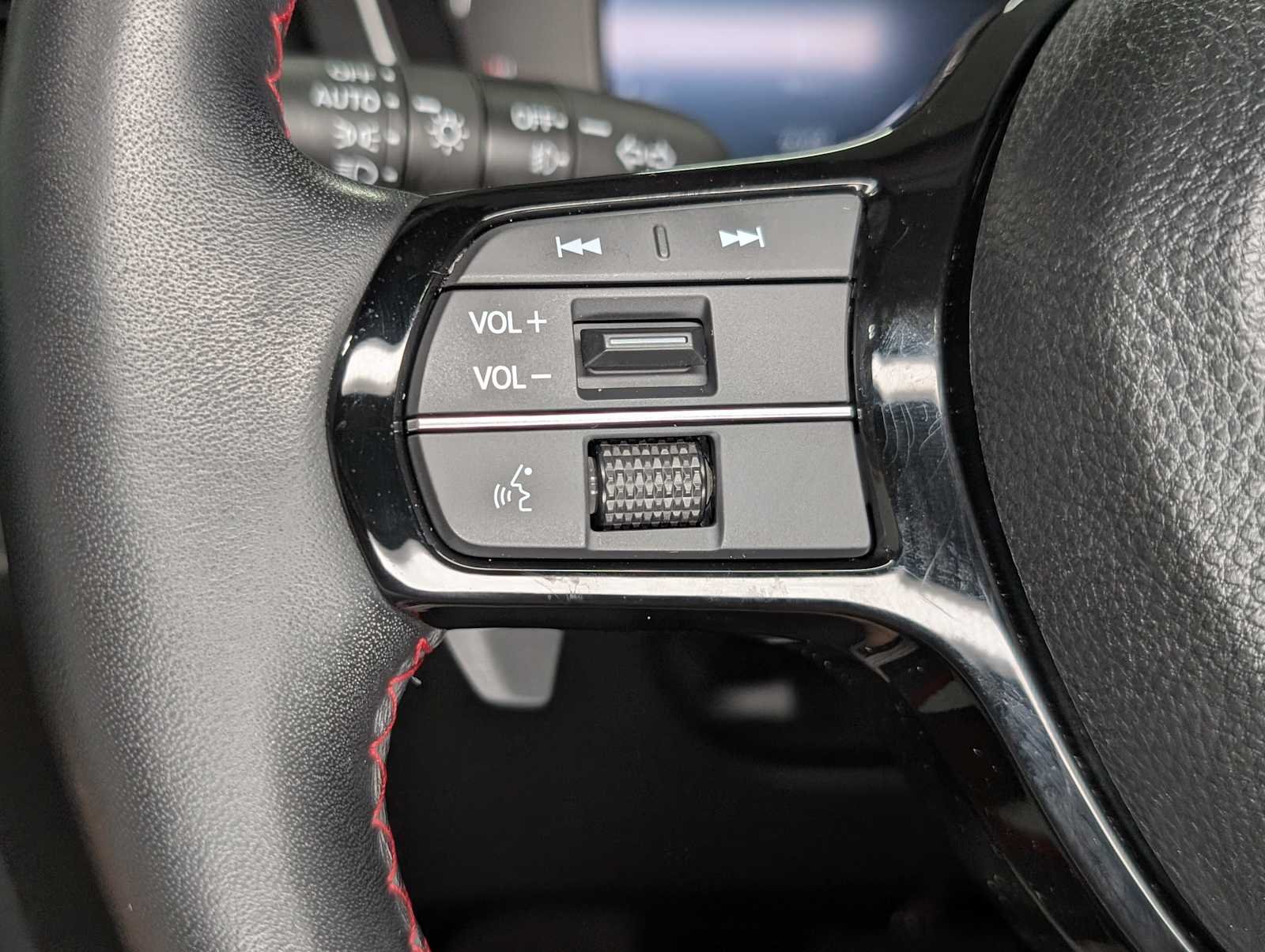Used 2025 Radiant Red Metallic II Honda Black Edition image 37