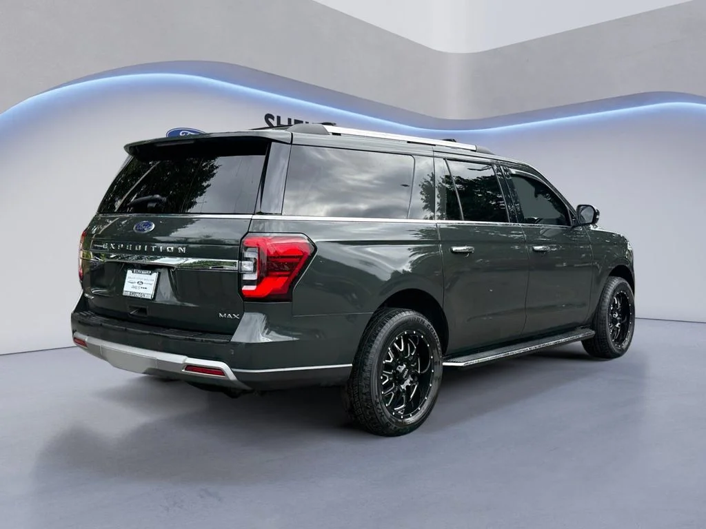 Used 2022 Green Ford Limited image 6