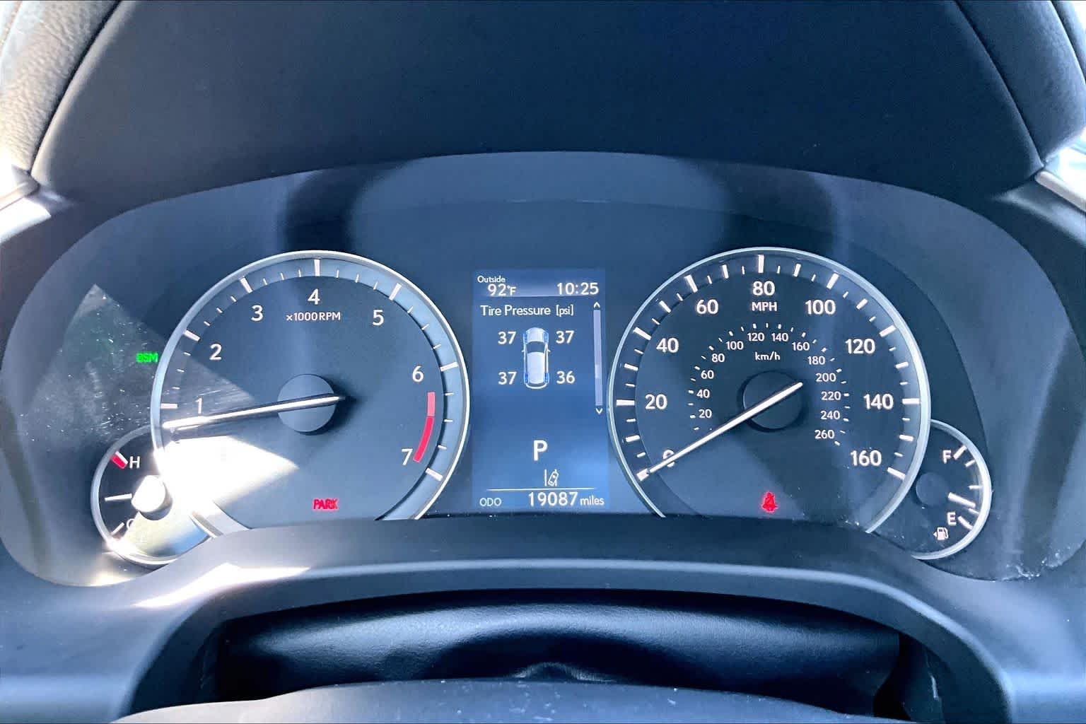 Used 2022 Eminent White Pearl Lexus  image 24
