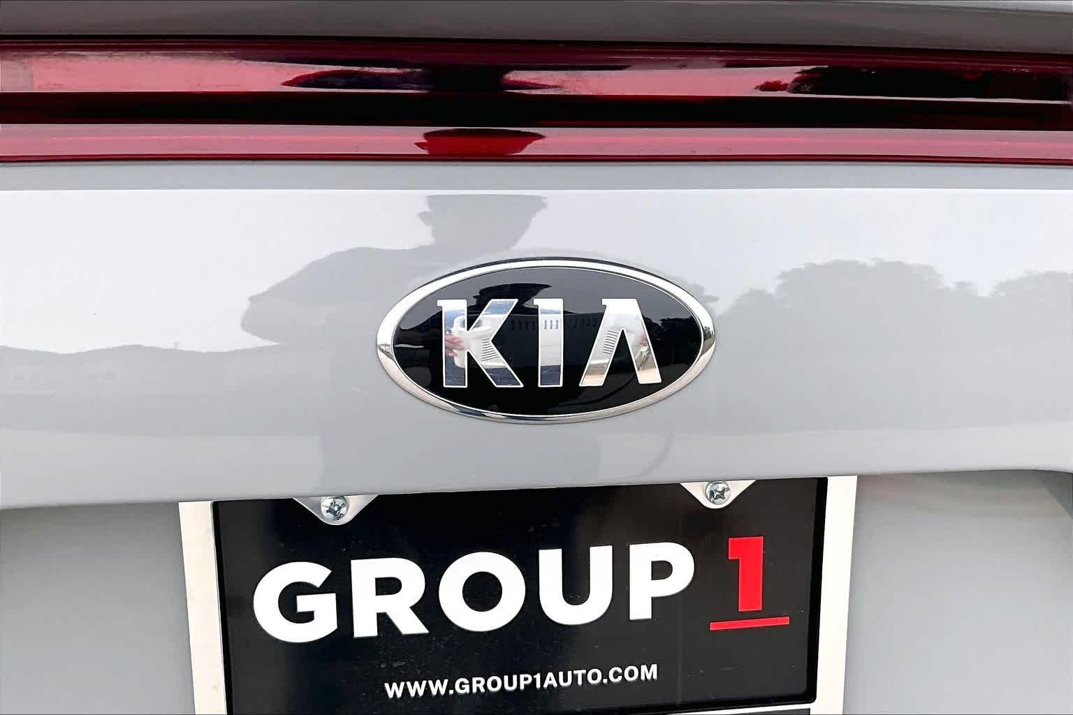 Used 2019 Ceramic Silver Kia GT1 image 31