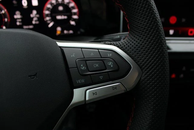2026 Volkswagen Golf GTI SE - Photo 13