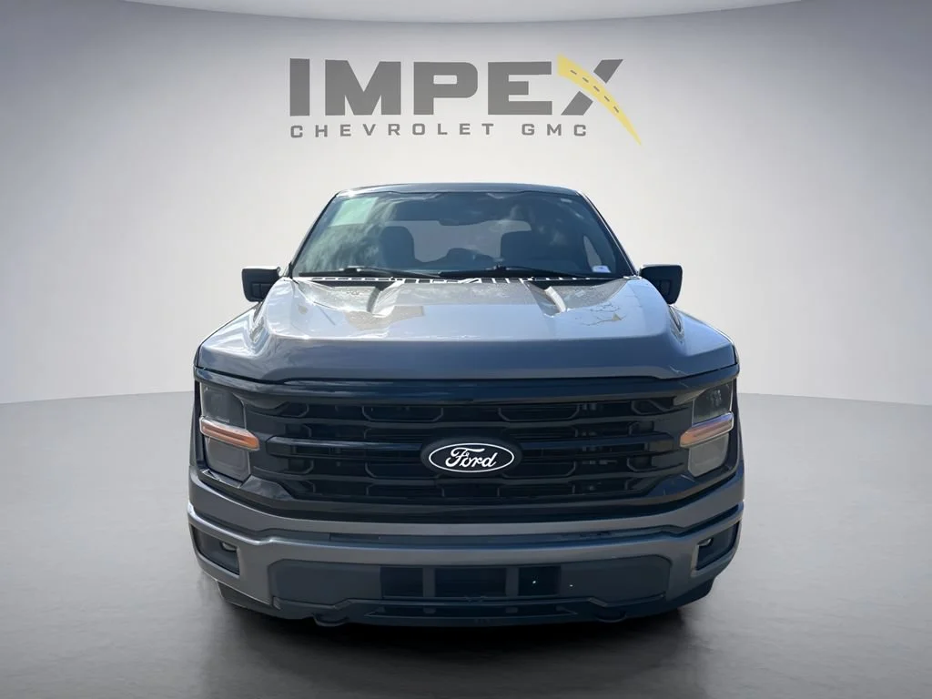 Used 2024 Gray Ford XLT image 8