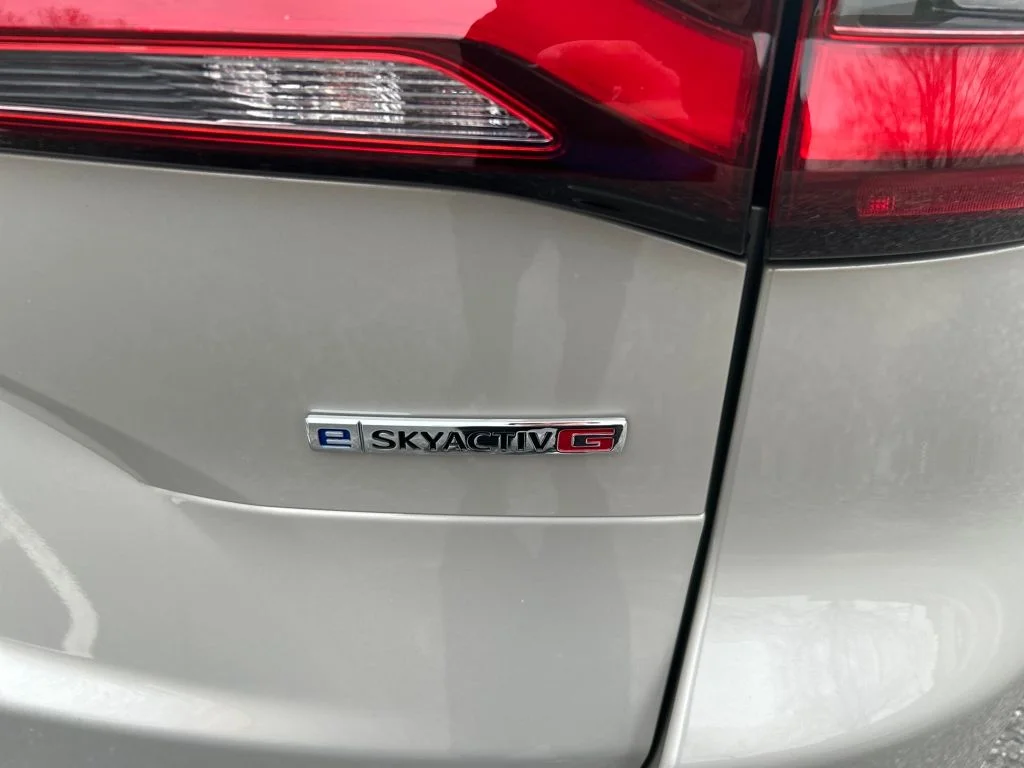 New 2026 Platinum Quartz Metallic Mazda 3.3 Turbo S Premium Plus image 11