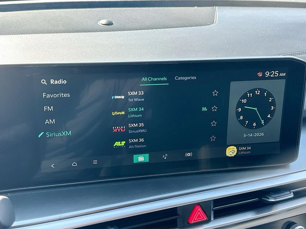 New 2026 Glacial White Kia S image 14