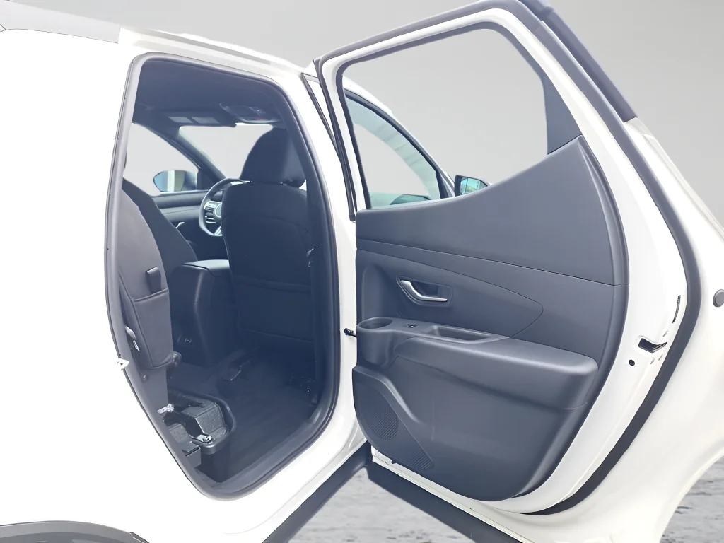 New 2026 White Hyundai SE image 14