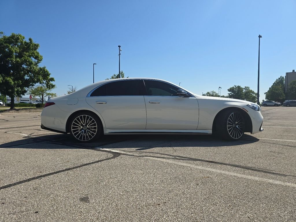 Certified Used 2022 MANUFAKTUR Diamond White Mercedes-Benz S 580 image 17
