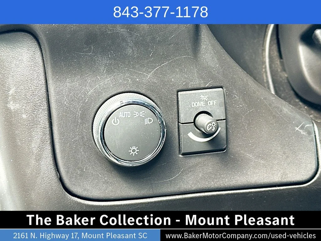Used 2023 Summit White GMC Work Van image 10
