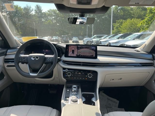 New 2027 Harbor Gray INFINITI Luxe AWD image 13