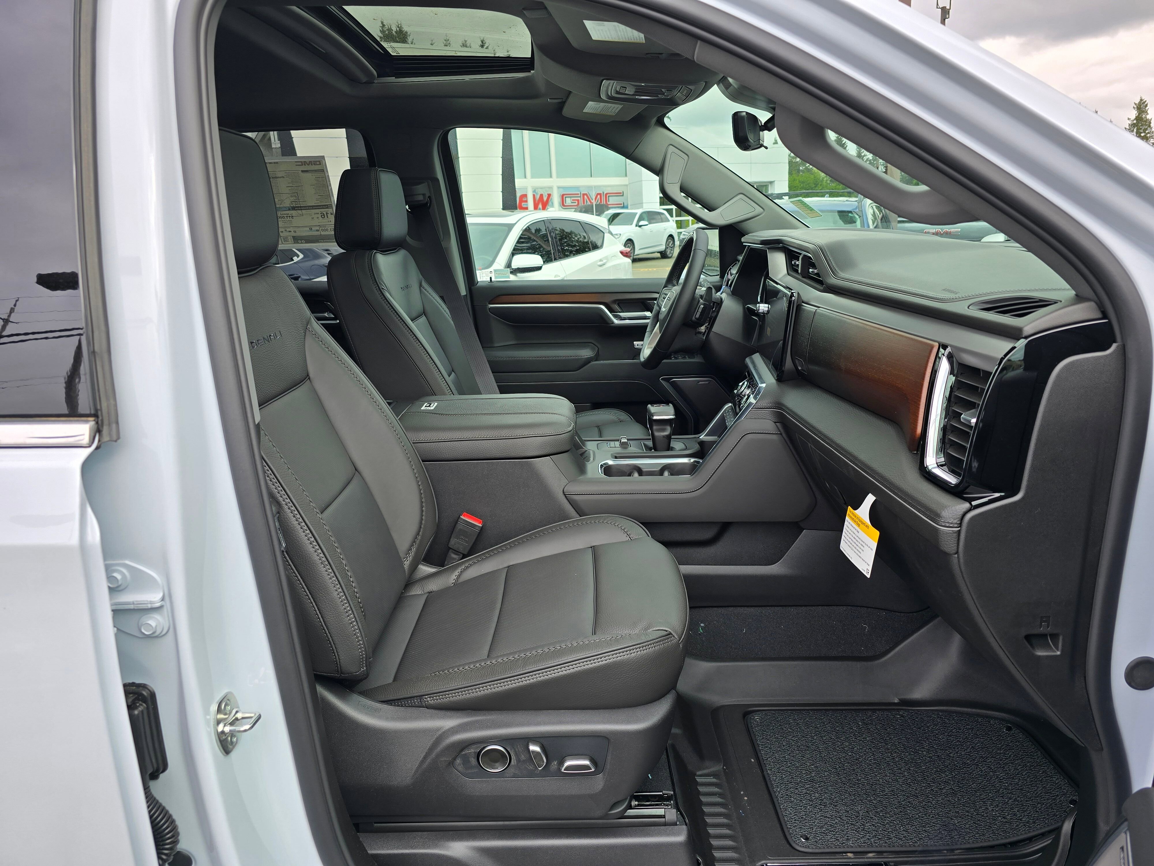 2026 GMC Sierra 1500 Denali - Photo 11